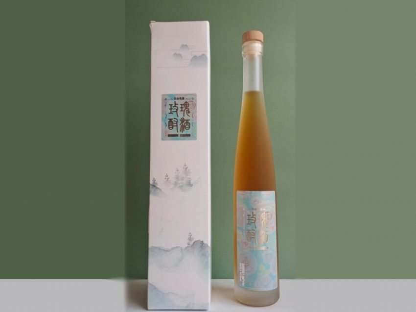 点击查看实际尺寸<br>标题：玫瑰-酎酒 阅读次数：438